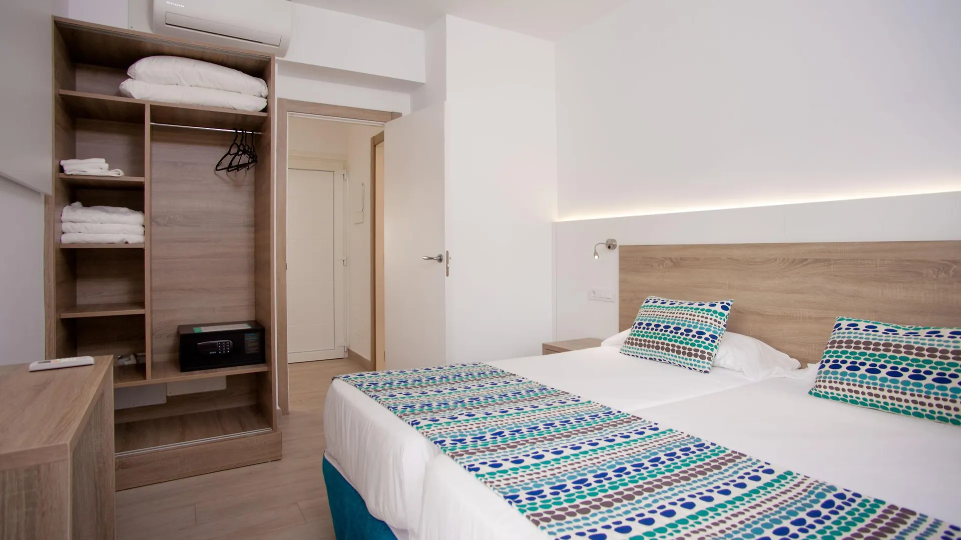 Globales Costa De La Calma Aparthotel Santa Ponsa