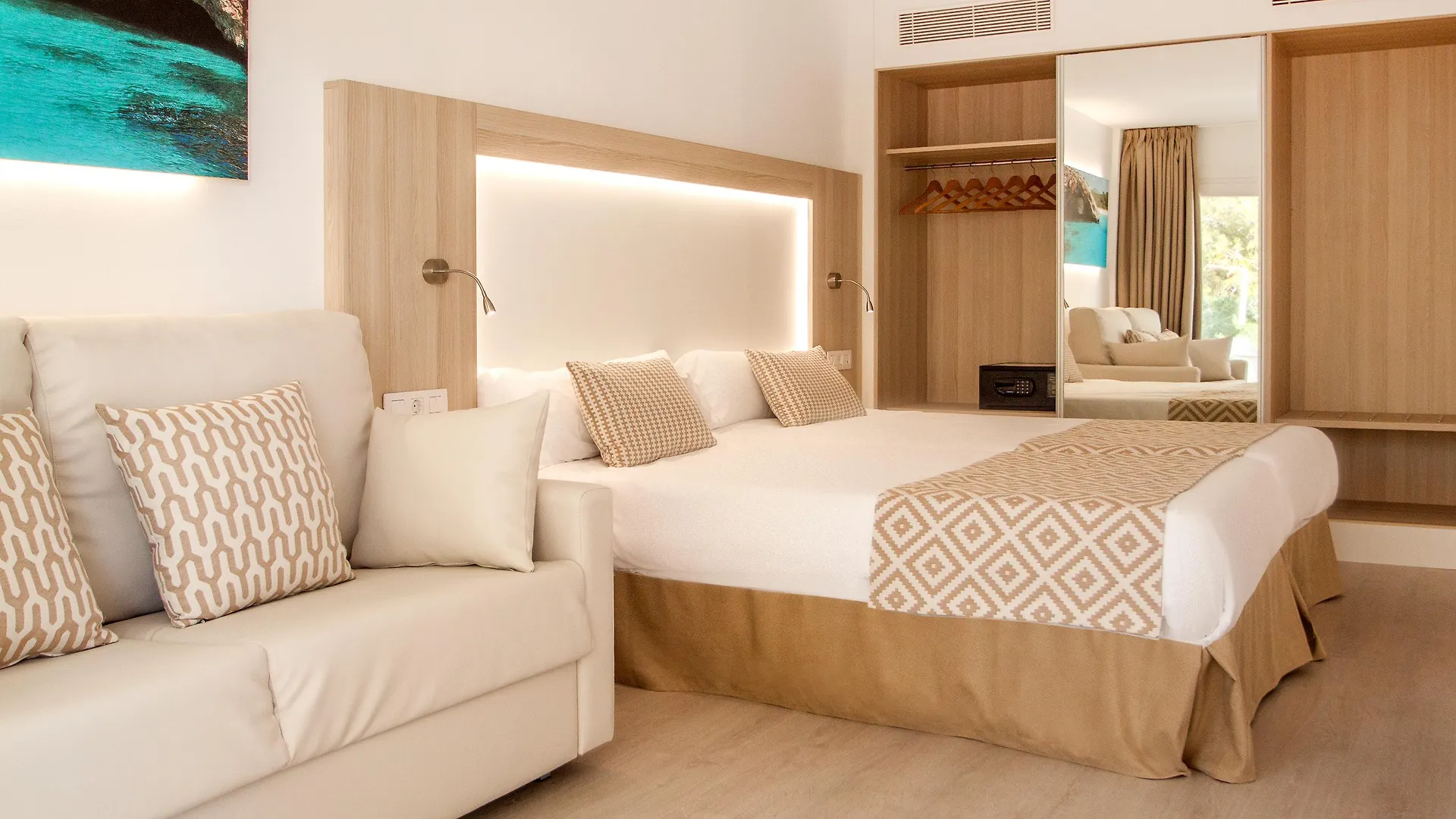 Globales Costa De La Calma Lejlighedshotel Santa Ponsa 4*,  Spanien